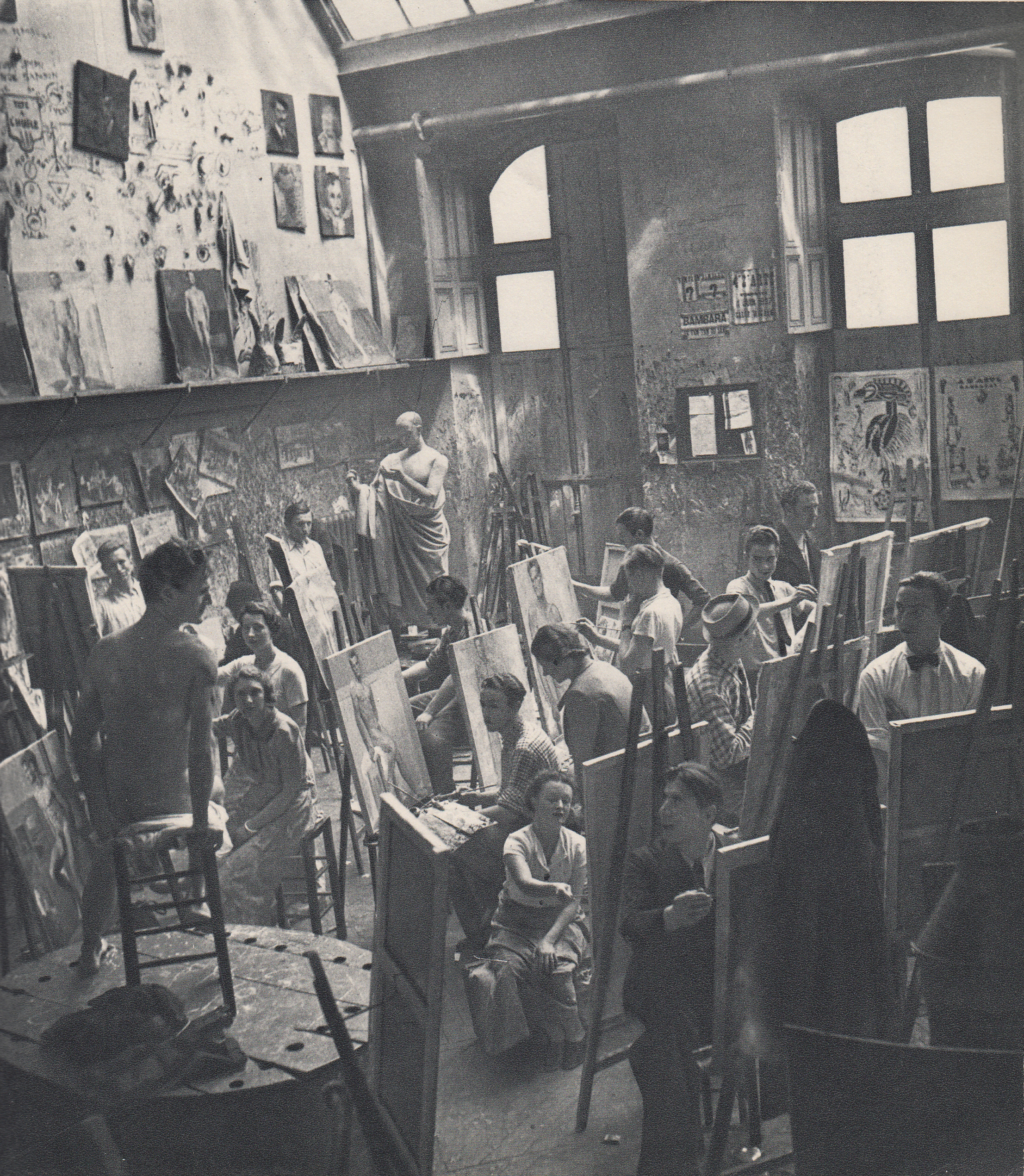 1937_Photo_Atelier-Peinture_Chevalier-Marescq.jpg