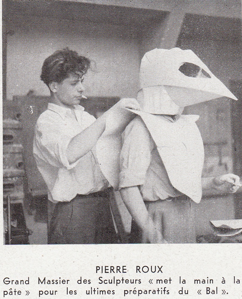 1947_PORTRAIT_Grand-Massier-Sculpteur_Pierre-ROUX.jpg