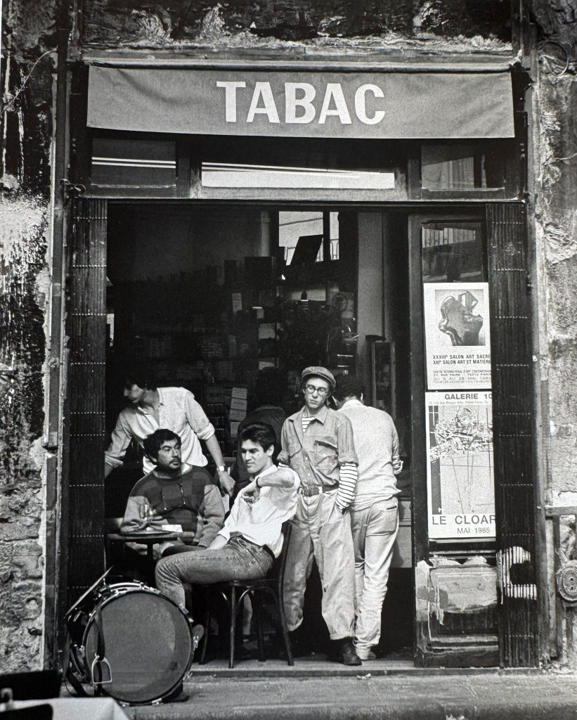 Photographie de 1985 de l'entrée du Balto au 15 rue Mazarine.